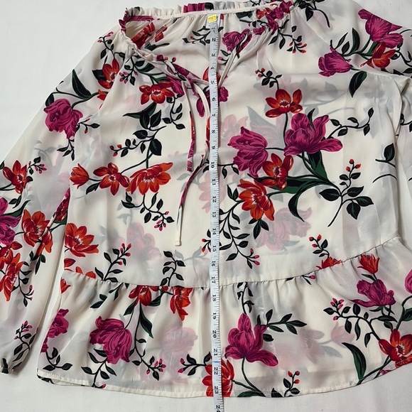 Old Navy Flowers Boxy Peplum Blouse M - Picture 5 of 9